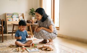 Penyebab dan Cara Menghadapi Terrible Twos pada Anak Usia 2–4 Tahun-daycarejogjanpsn-sahabatjuara